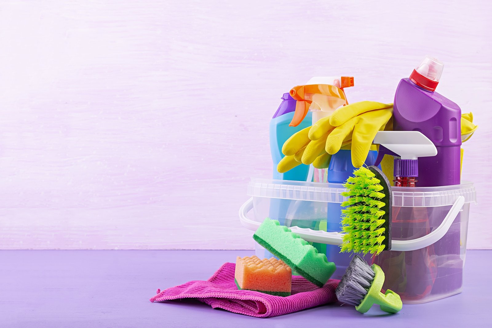Perth's Emerging Rental Hotspots - Professional Vacate Cleaning Challenges by Location 6 Vacate cleaning equipments and chemicals on a white bucket
